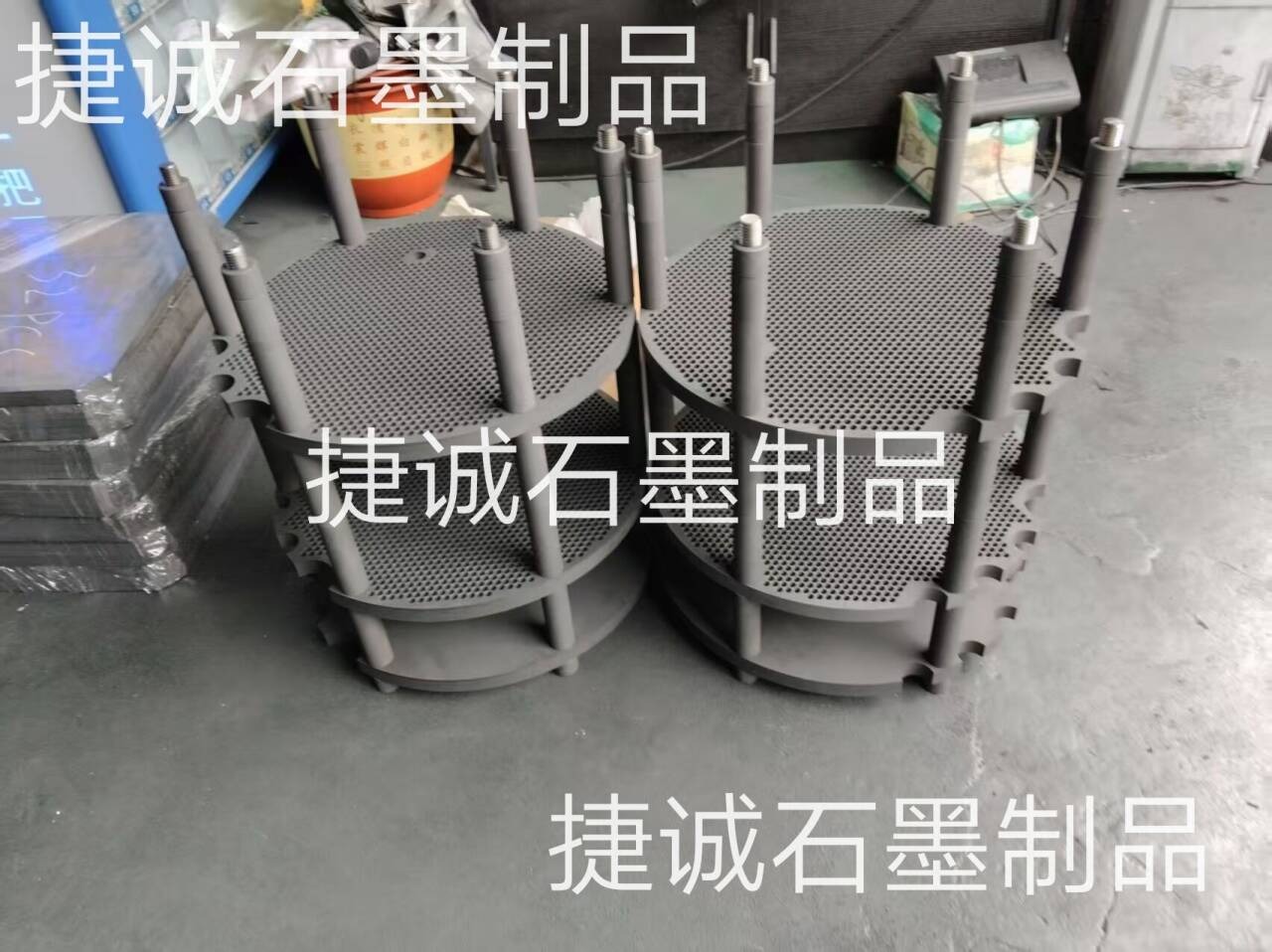 硬質(zhì)合金石墨盤，石墨盤，刀具燒結(jié)石墨盤，石墨盤加工，銅管燒結(jié)石墨盤，燒結(jié)石墨盤，石墨盤加工廠，石墨盤生產(chǎn)廠家